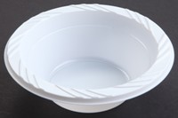 Retail Plastic Plates and Bowls